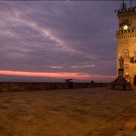 Hotel La Rocca سان مارينو المظهر الخارجي الصورة