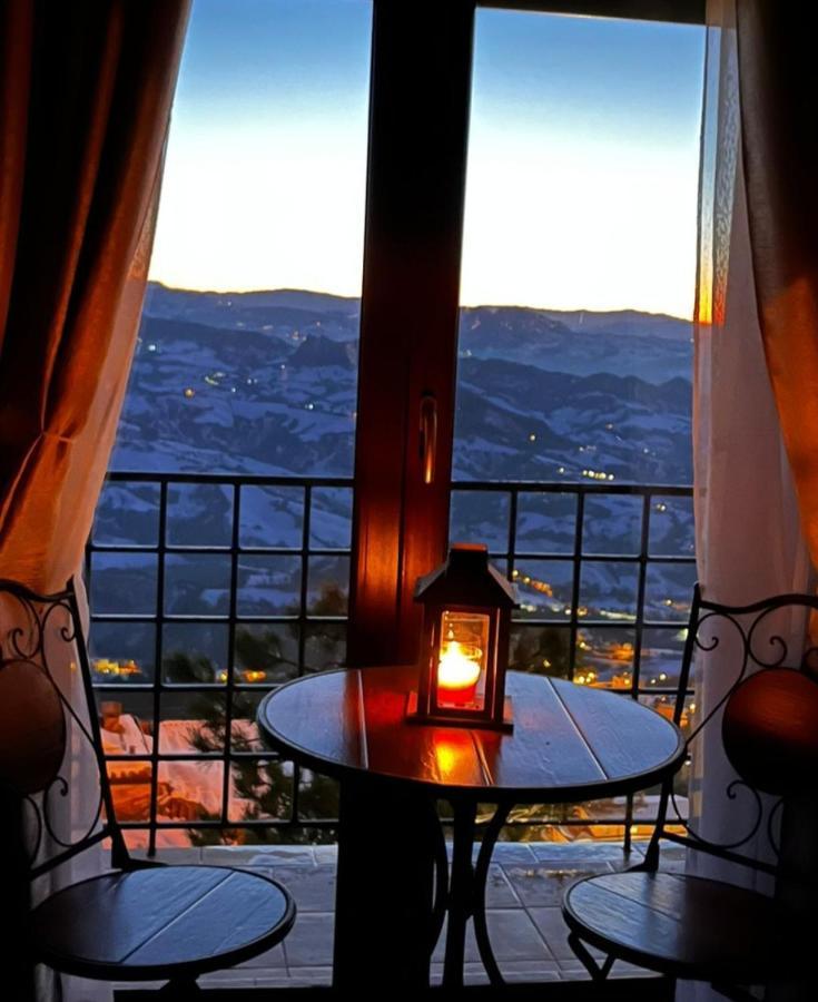 Hotel La Rocca سان مارينو المظهر الخارجي الصورة