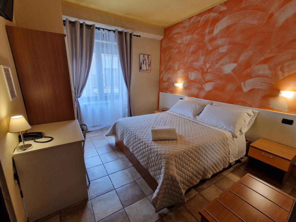 Hotel La Rocca سان مارينو المظهر الخارجي الصورة