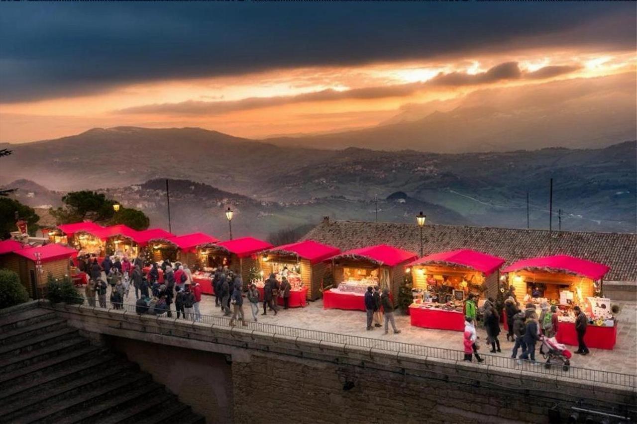 Hotel La Rocca سان مارينو المظهر الخارجي الصورة