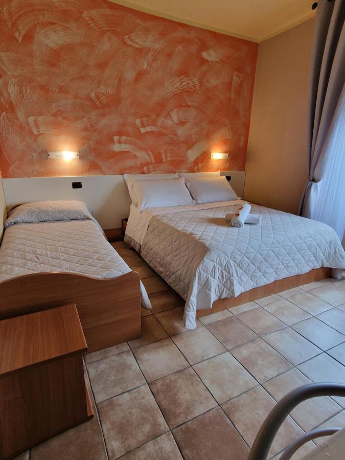 Hotel La Rocca سان مارينو المظهر الخارجي الصورة