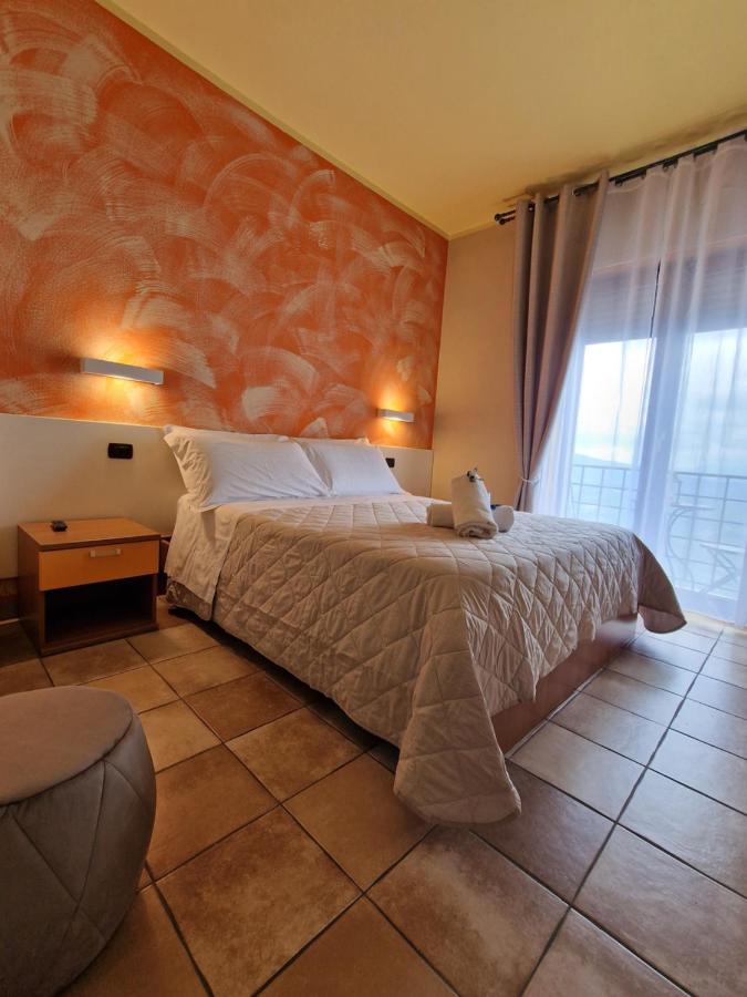 Hotel La Rocca سان مارينو المظهر الخارجي الصورة