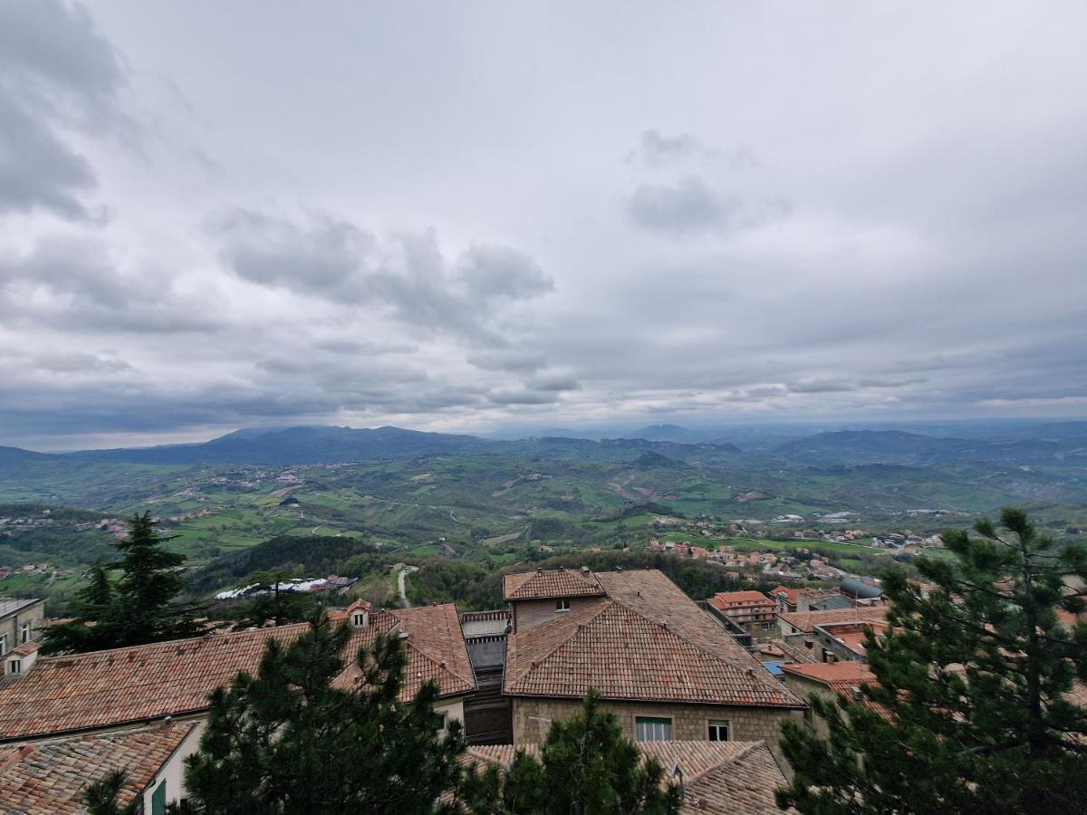 Hotel La Rocca سان مارينو المظهر الخارجي الصورة