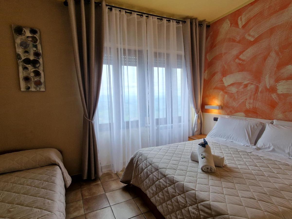 Hotel La Rocca سان مارينو المظهر الخارجي الصورة