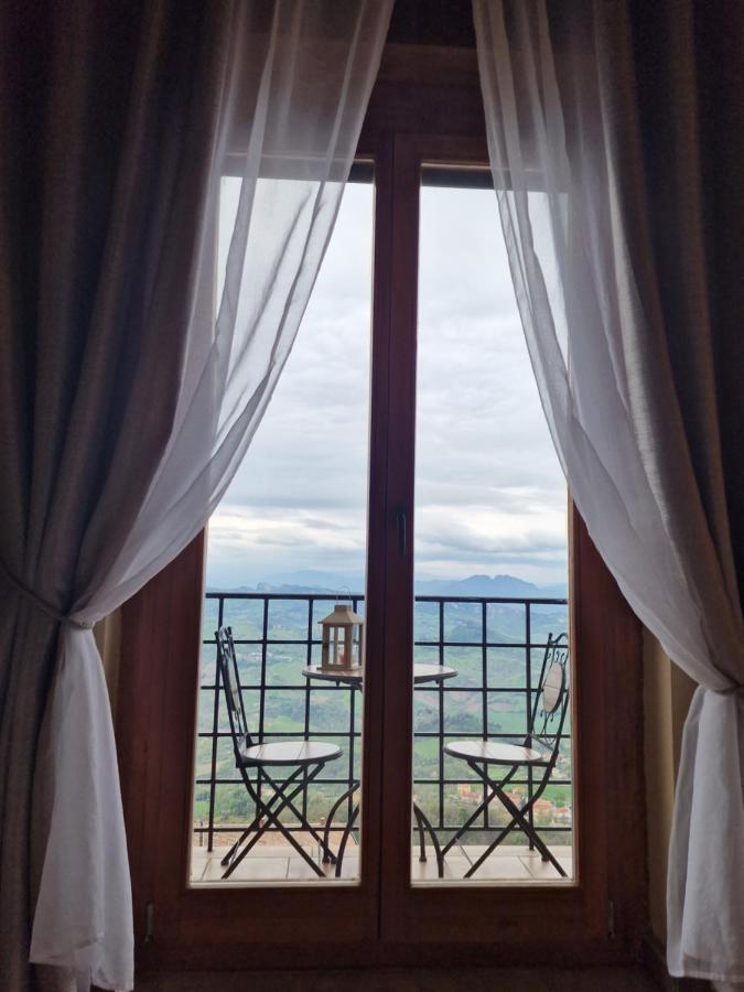 Hotel La Rocca سان مارينو المظهر الخارجي الصورة