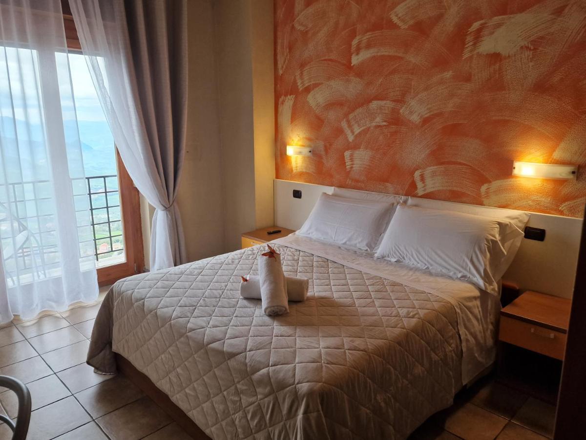 Hotel La Rocca سان مارينو المظهر الخارجي الصورة