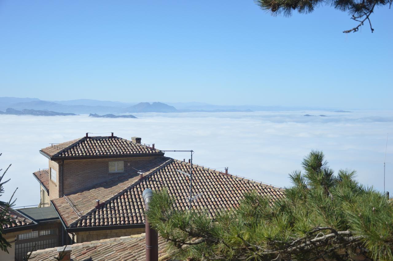 Hotel La Rocca سان مارينو المظهر الخارجي الصورة